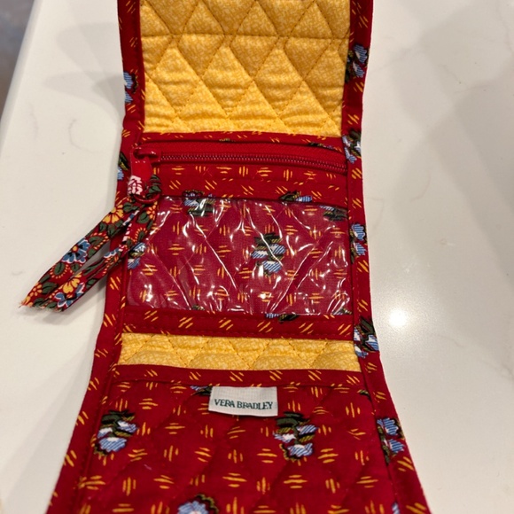 NWOT Vera Bradley Provincial Red Mini Wallet - Picture 2 of 2